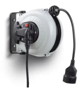 Arrotolatore elettrico fami con presa schuko 13x22,5x18 cm Di Tendenza