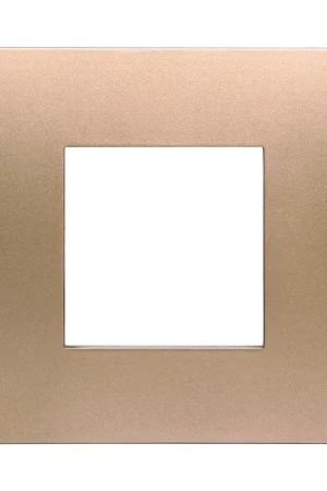 Vendita Finale Placca in Plastica Oro Compatibile Vimar Ark&egrave; 2 - 3 - 4 - 7 Posti