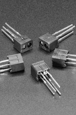 Spedizione Gratuita Adafruit Sensori ottici a infrarossi riflettenti in miniatura - Confezione da 5