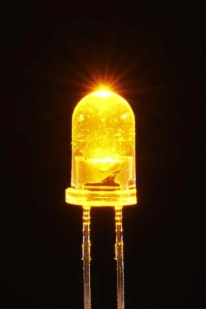 A Buon Prezzo Adafruit LED giallo super luminoso da 5 mm (confezione da 25)