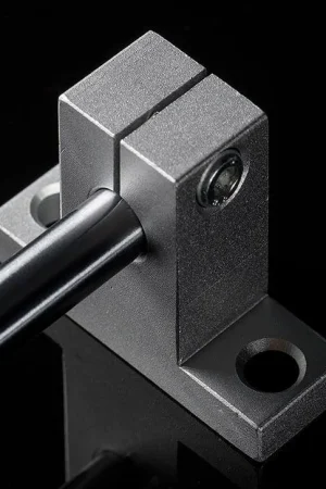 Adafruit Guida/supporto per albero lineare - Diametro 8 mm Occasione