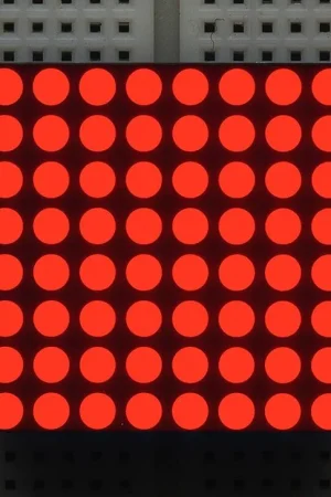 Adafruit Piccola matrice LED rossa ultra luminosa da 1,2" 8x8 Bestseller