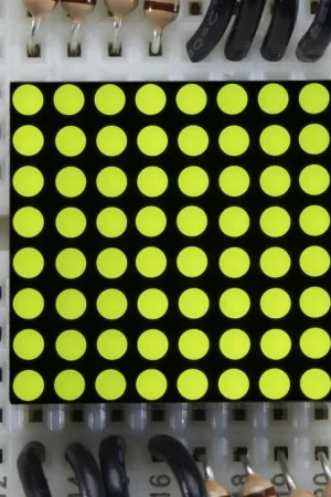 Acquista Ora Adafruit Matrice LED giallo-verde 8x8 in miniatura