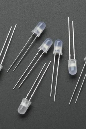 Adafruit LED RGB lampeggiante a dissolvenza lenta da 5 mm diffuso - confezione da 10 Offerta Del Giorno